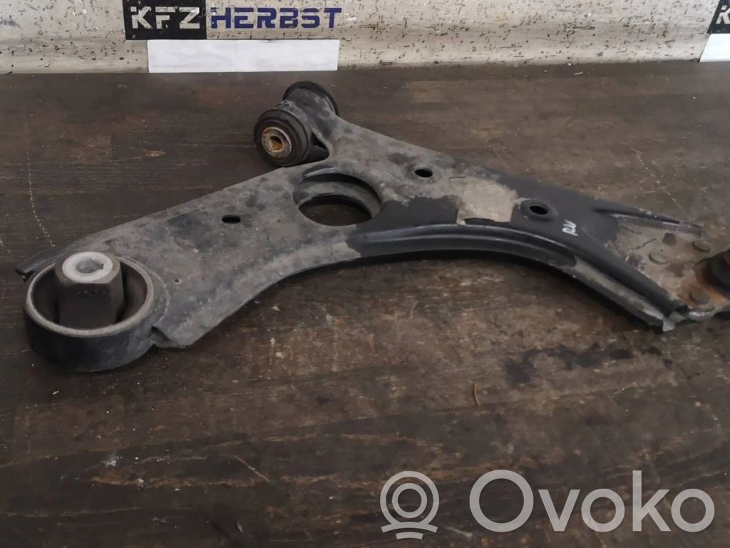 Fiat Doblo Kita dugno detalė 