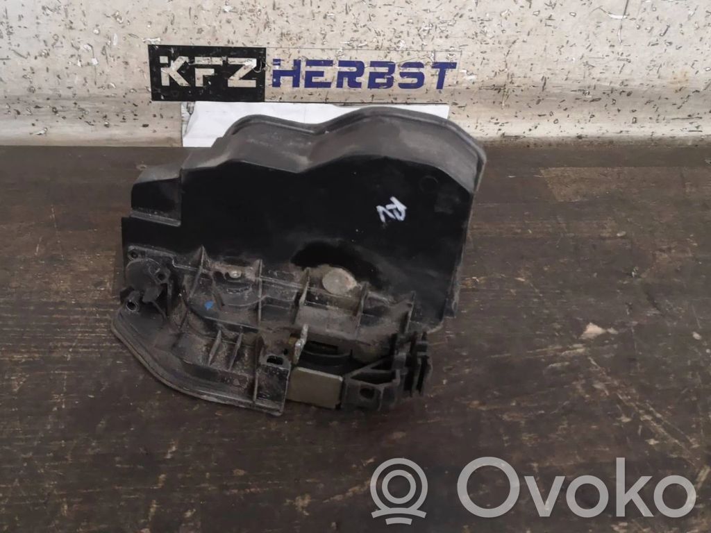 BMW 1 E81 E87 Serratura portiera anteriore 
