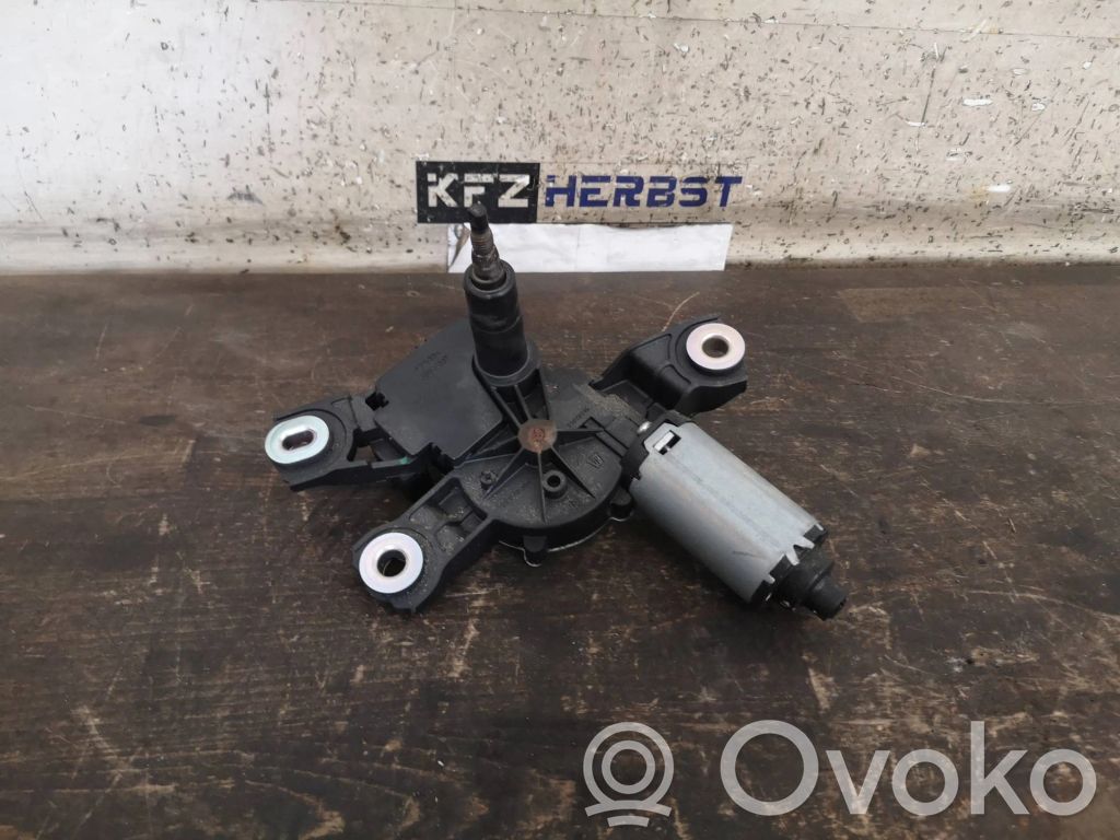 Volkswagen PASSAT B7 Motor ștergător lunetă 