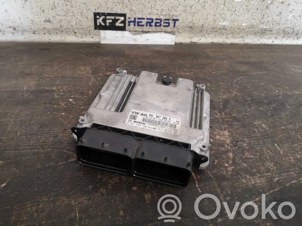 Volkswagen PASSAT B8 Engine control unit/module 