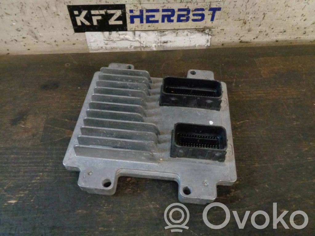 Opel Astra J Unidad de control/módulo del motor 
