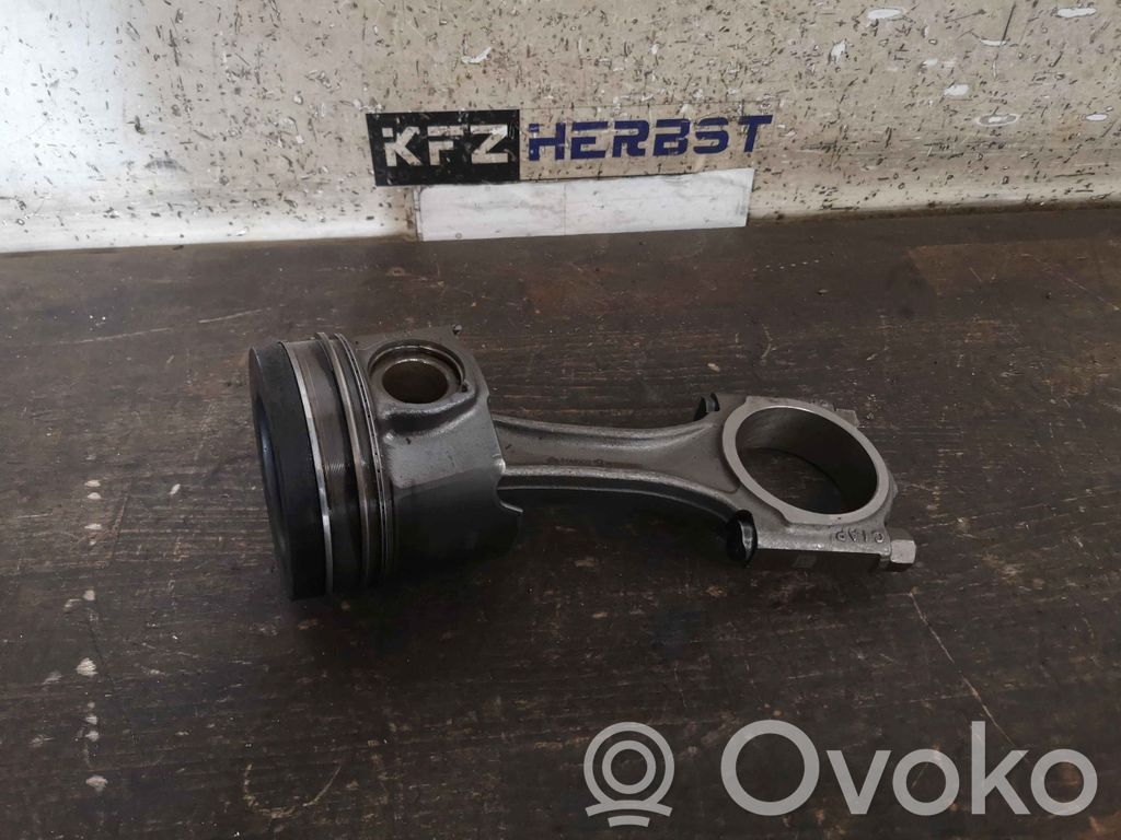 Ford Kuga II Pistón 