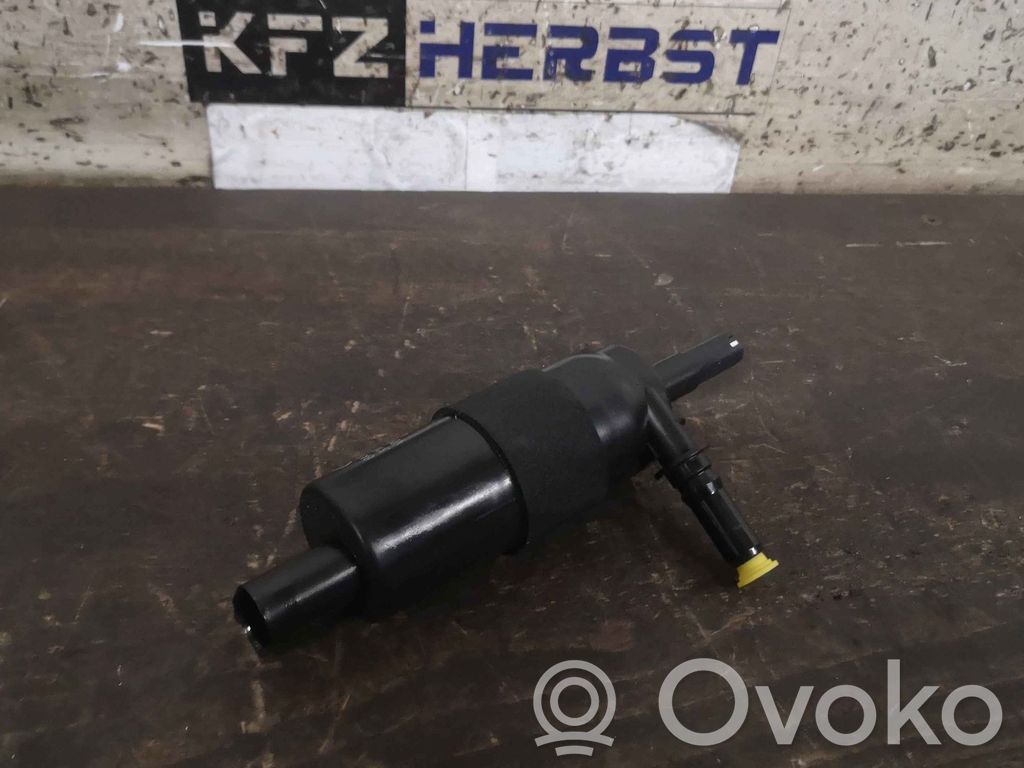 Audi A5 8T 8F Pompa lavavetri parabrezza/vetro frontale