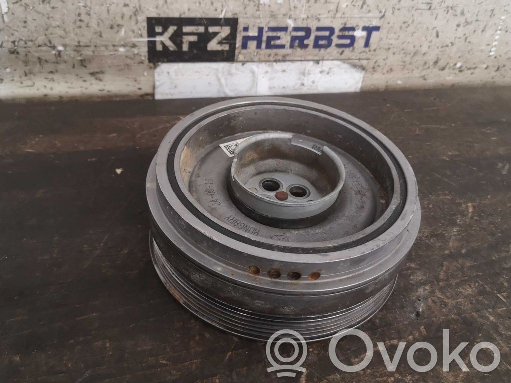 BMW 2 F45 Inne części komory silnika 