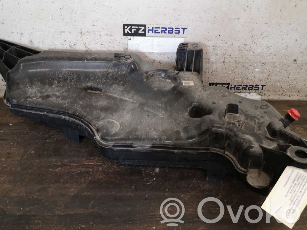 Skoda Karoq Rezervor lichid AdBlue 