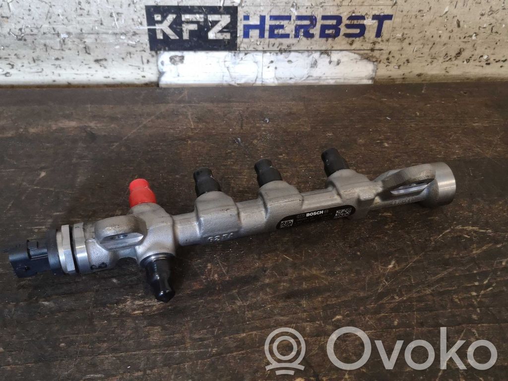 Fiat Doblo Fuel injector supply line/pipe 