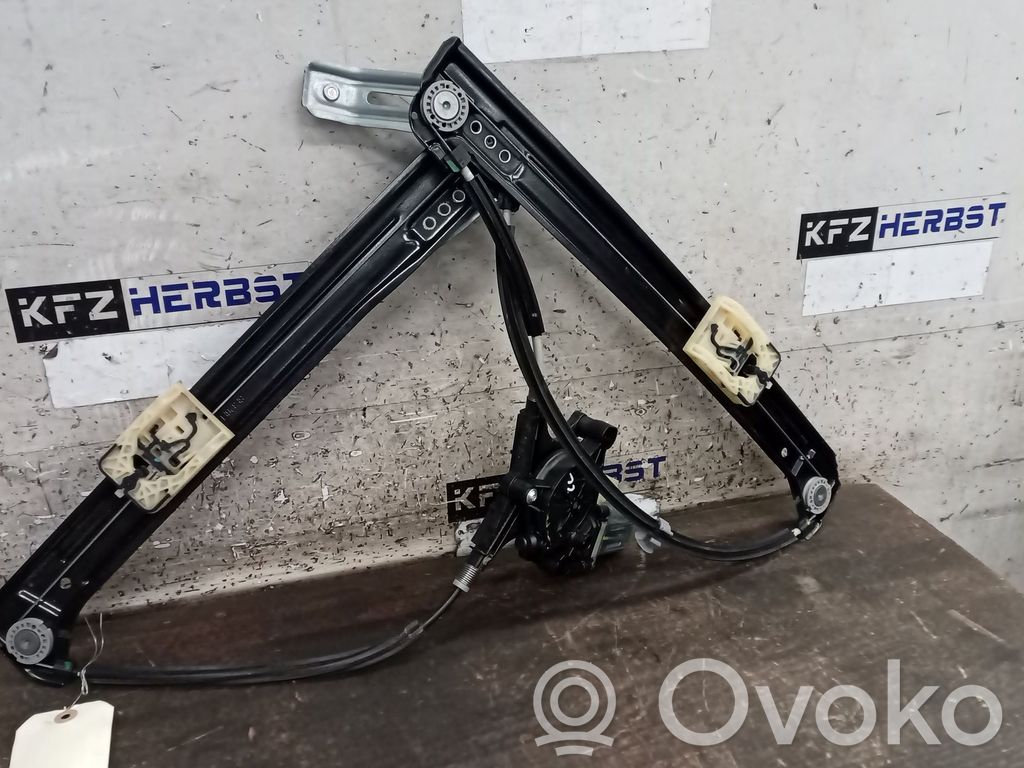 Skoda Karoq Mechanizm podnoszenia szyby przedniej bez silnika