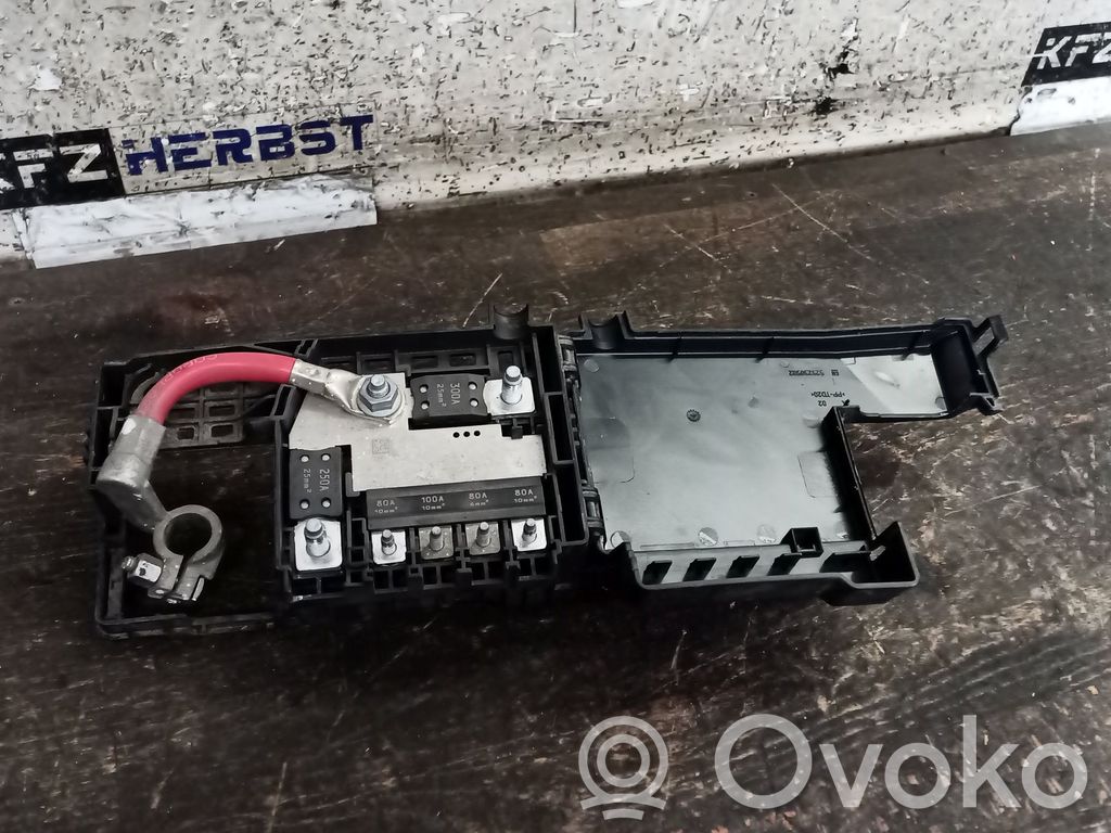 Opel Meriva B Juego de caja de fusibles 