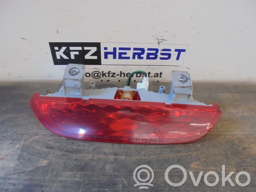 KIA Picanto Third/center stoplight 