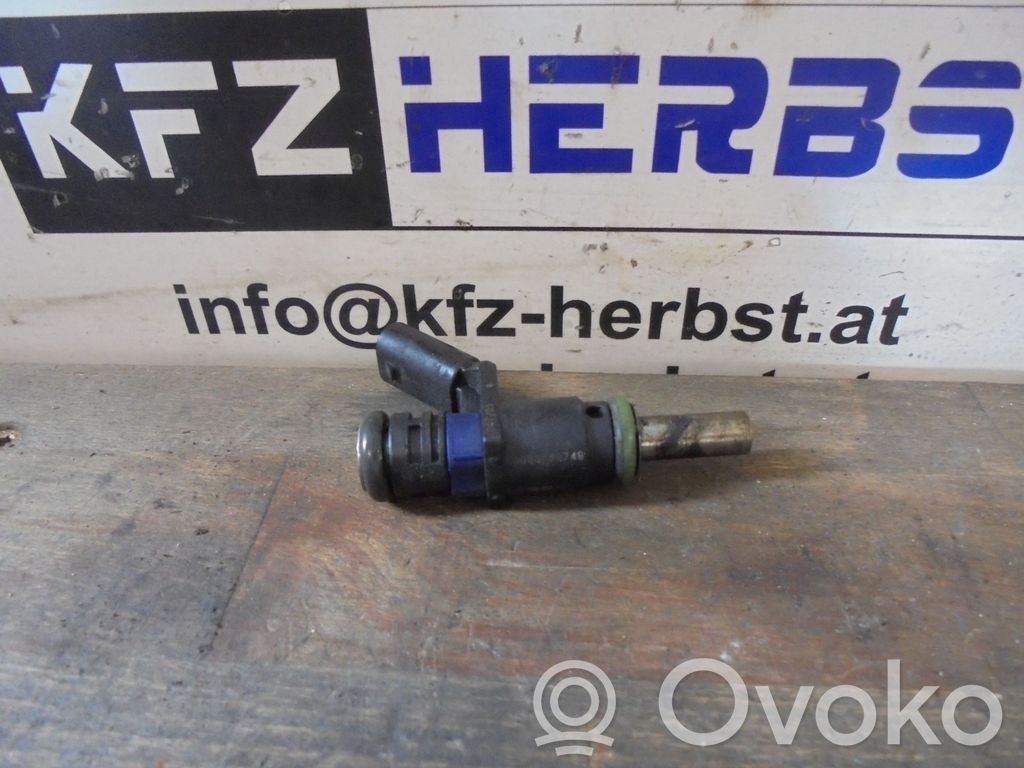 Mercedes-Benz A W169 Inyector de combustible 