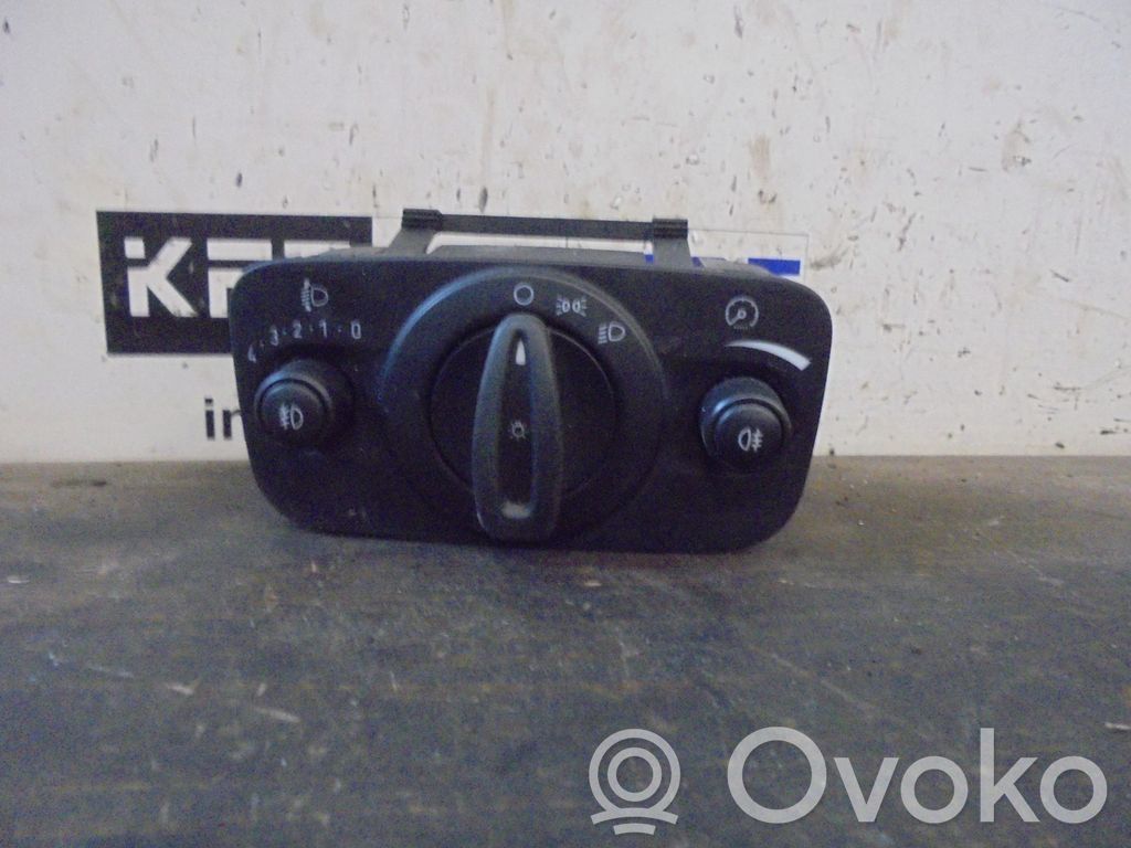 Ford Grand C-MAX Light switch 