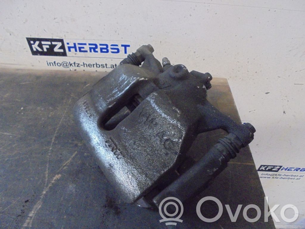 Volkswagen Golf VII Bremssattel vorne 