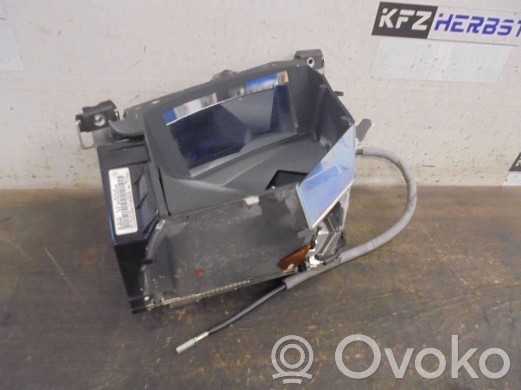 BMW 5 E60 E61 Ekrāns / displejs / mazais ekrāns 