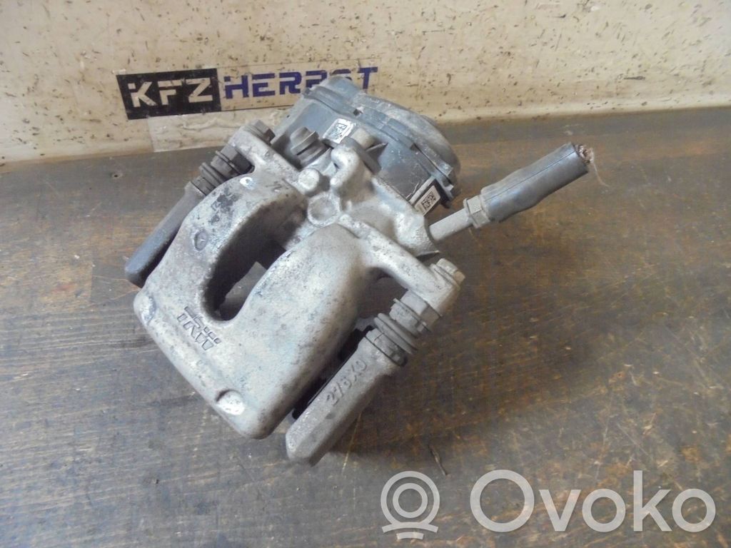 Mercedes-Benz A W176 Etrier frână spate