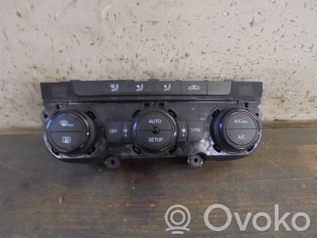 Seat Leon (5F) Climate control unit 