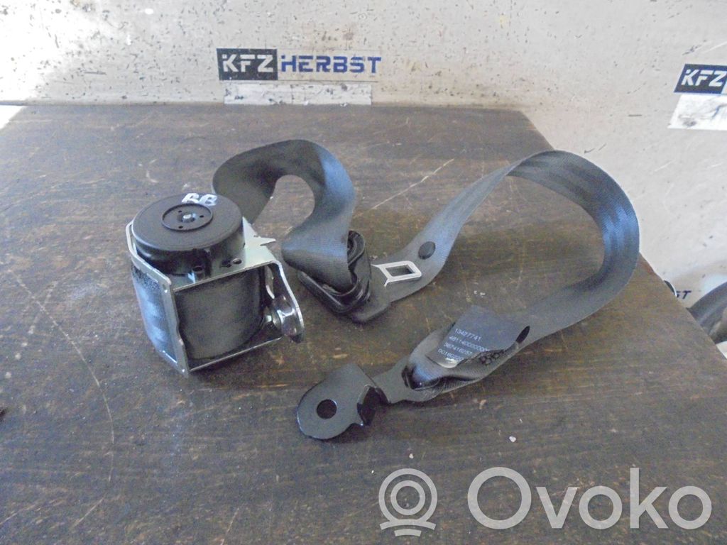 Opel Corsa E Cinturón delantero 