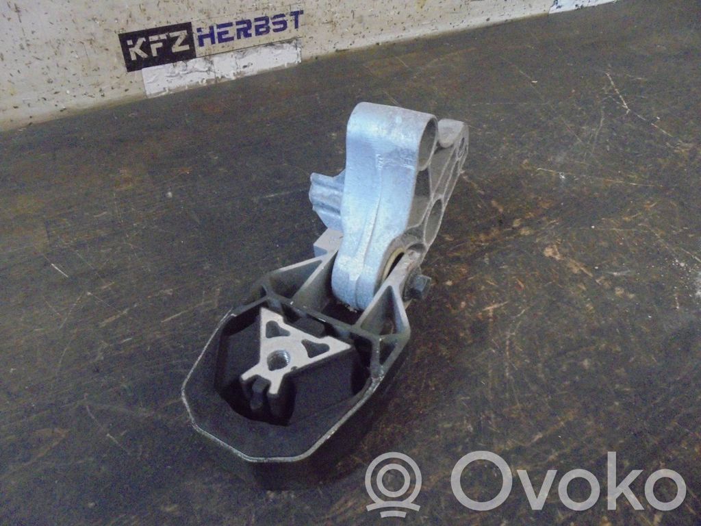 Ford Focus C-MAX Gearbox mounting bracket 