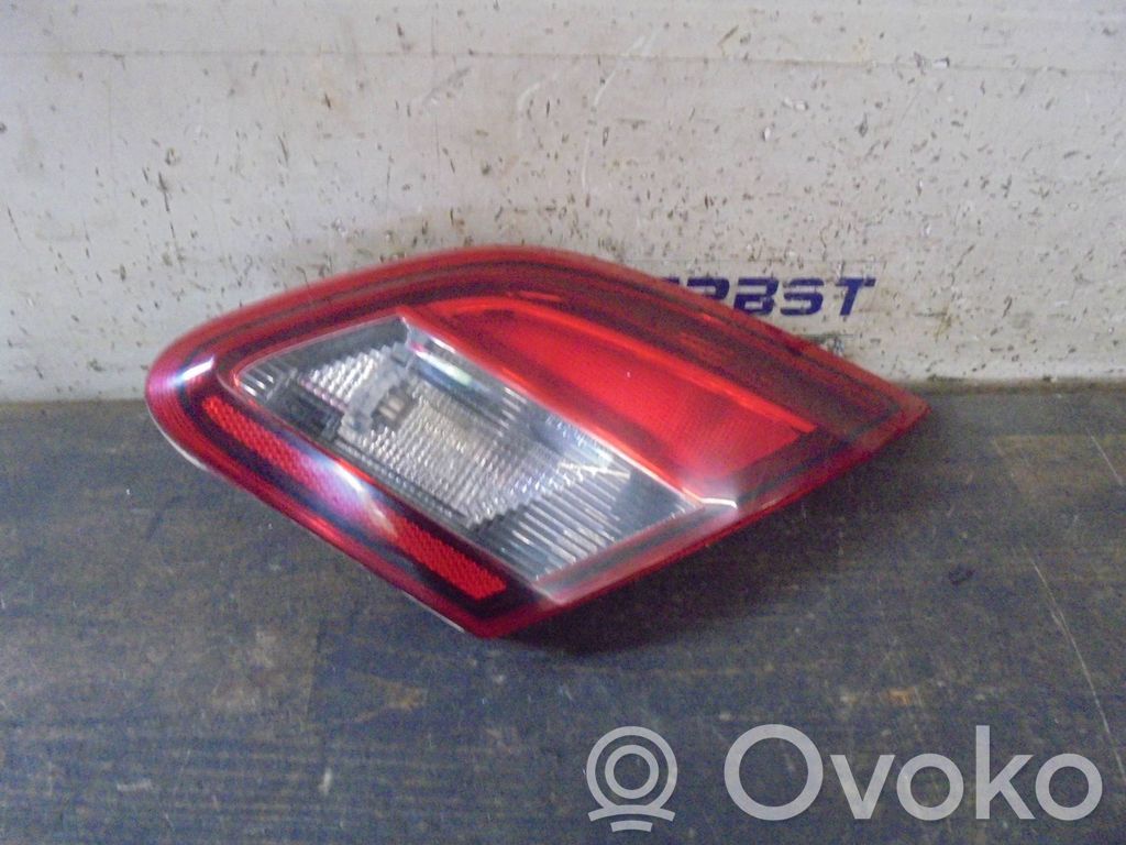 Opel Corsa E Galinis žibintas kėbule 