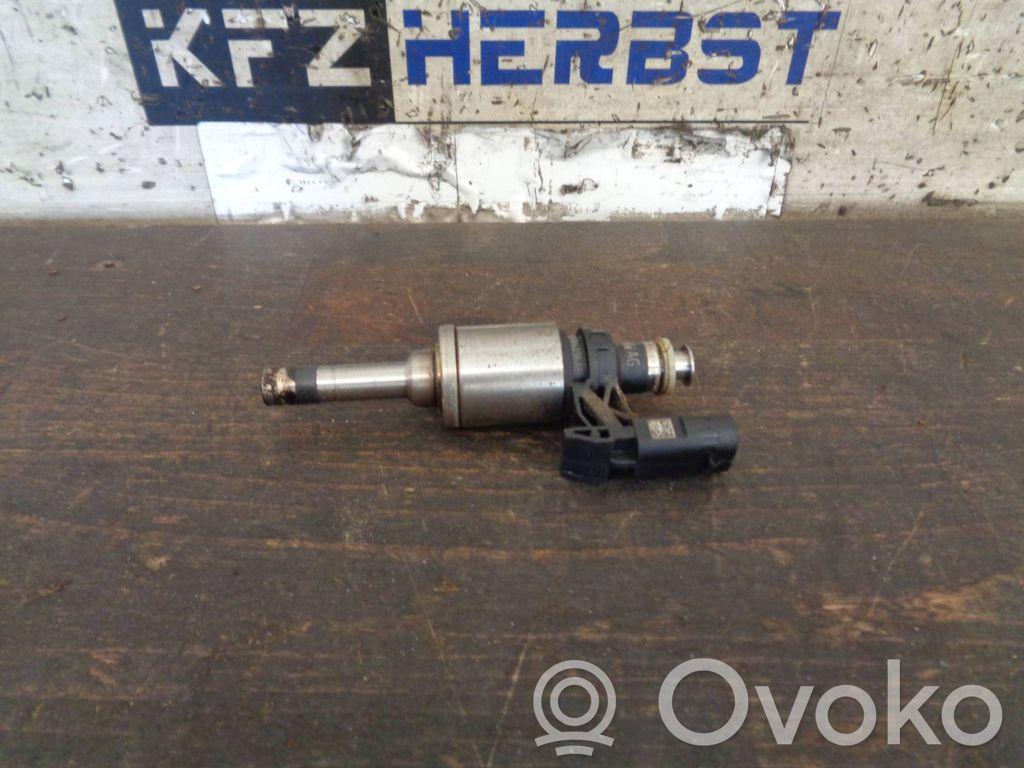 Volkswagen Golf VII Inyector de combustible 