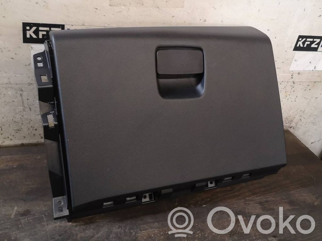 Hyundai i10 Handschuhfach 