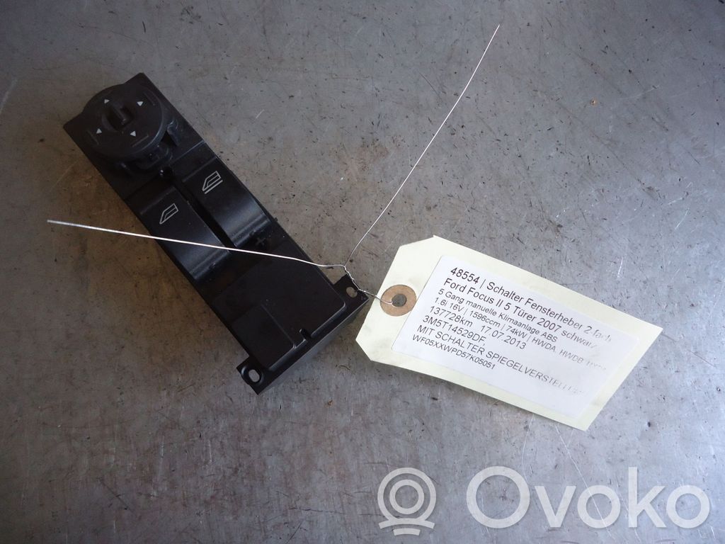 Ford Focus Electric window control switch 