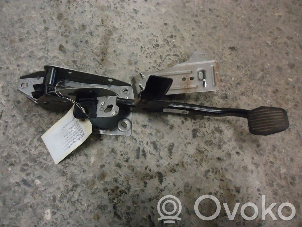 Ford Focus Brake pedal 