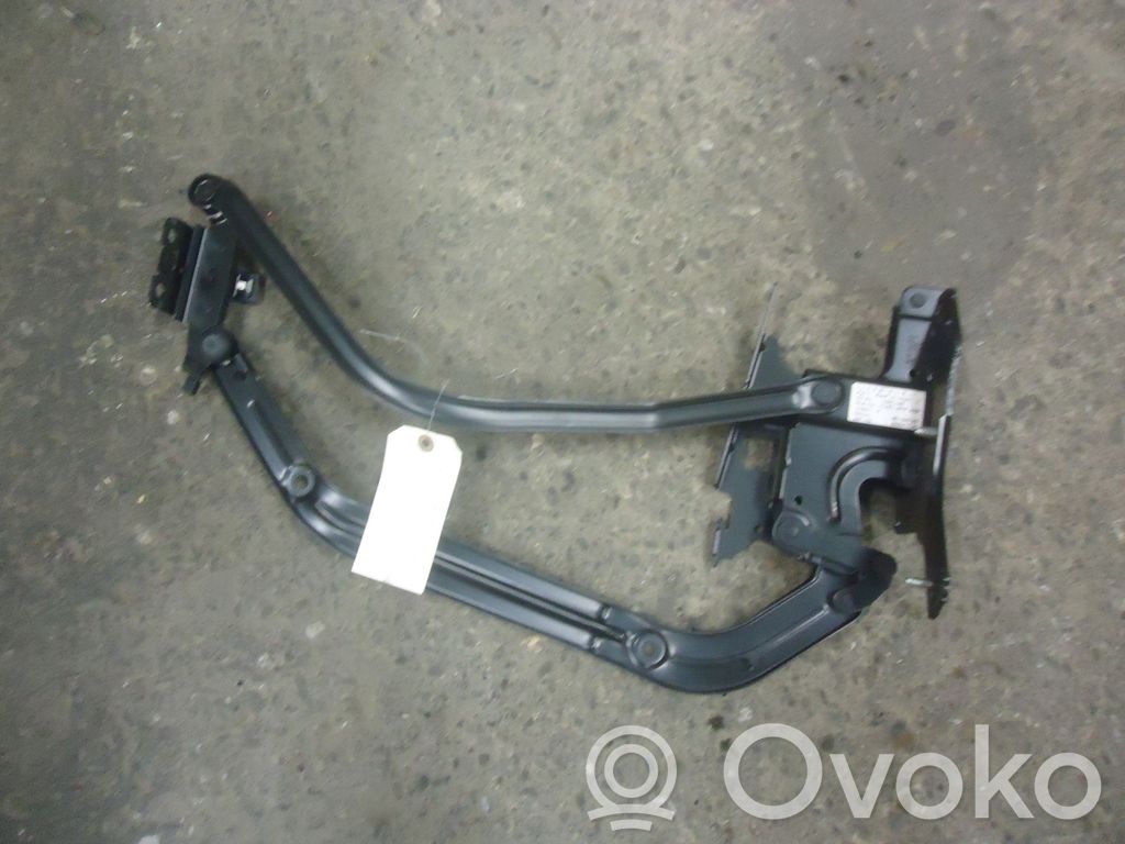 Tailgate/trunk/boot hinge   1320098