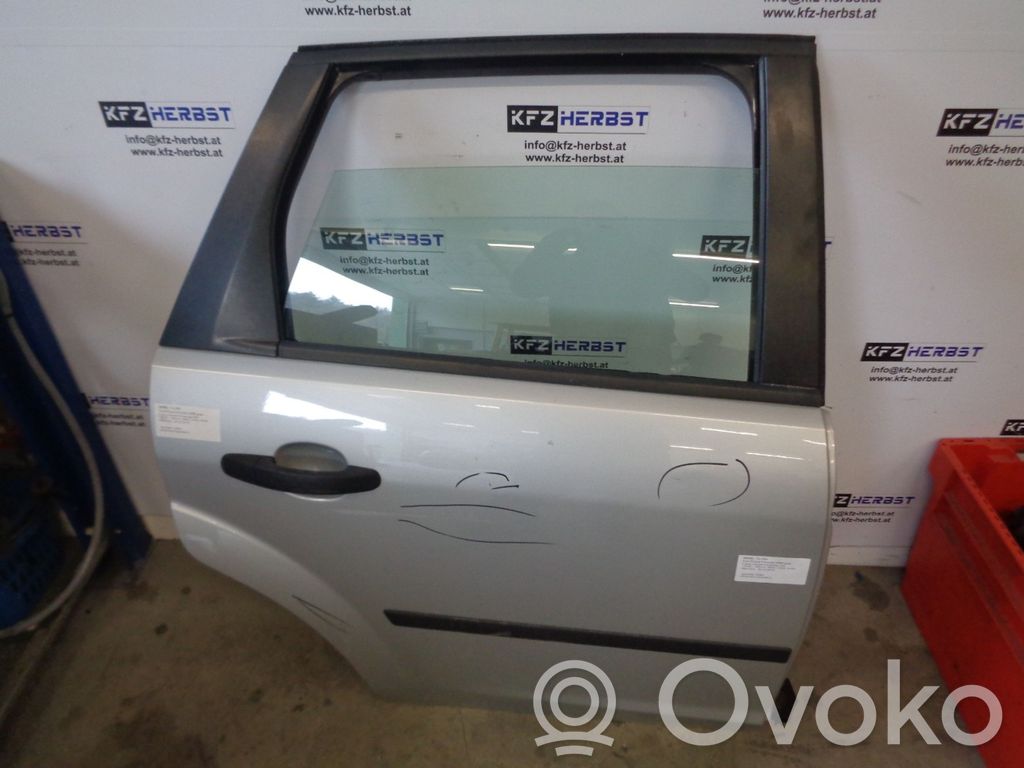 Ford Focus Galinės durys 