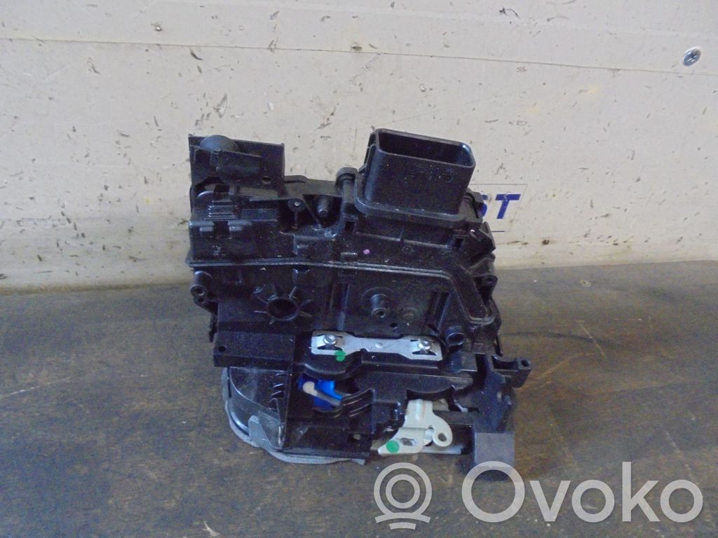 Ford B-MAX Priekšpusē slēdzene 