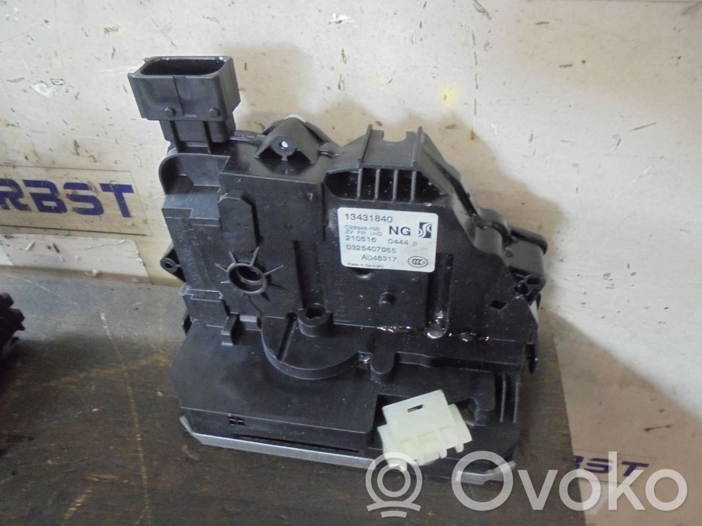 Opel Corsa E Etuoven lukko 
