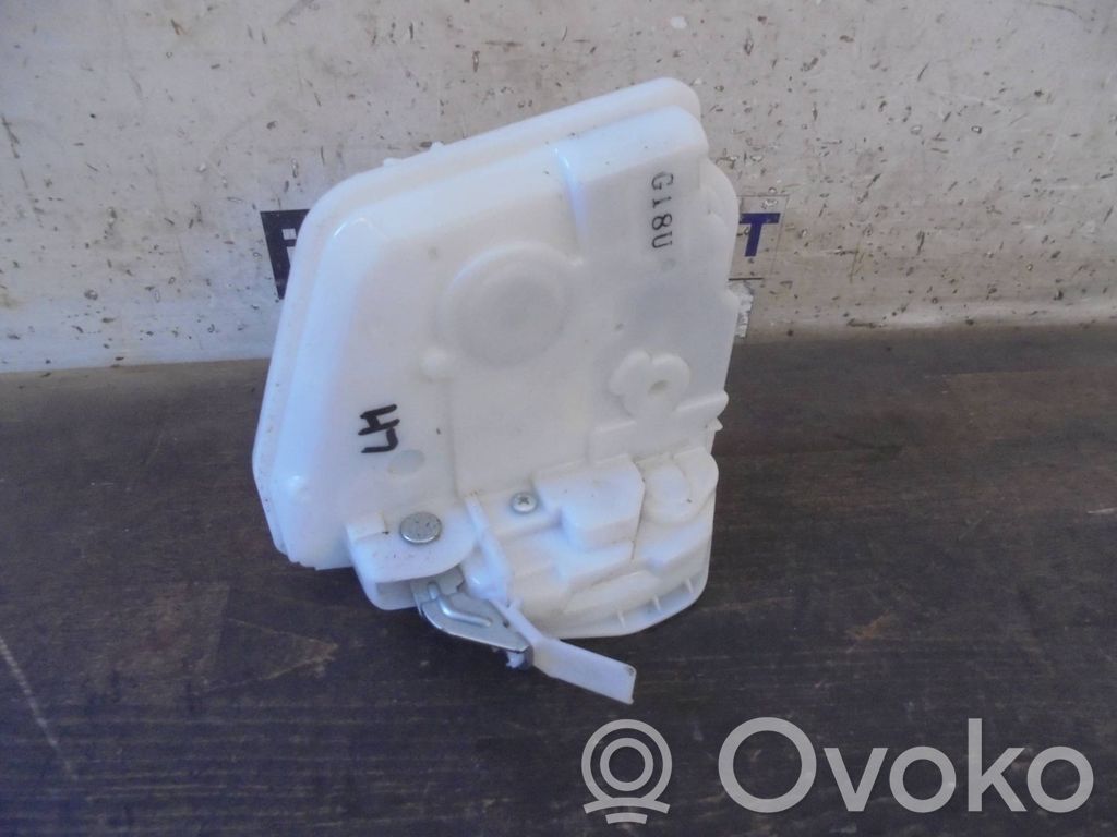 Mazda 3 II Aizmugurē slēdzene 
