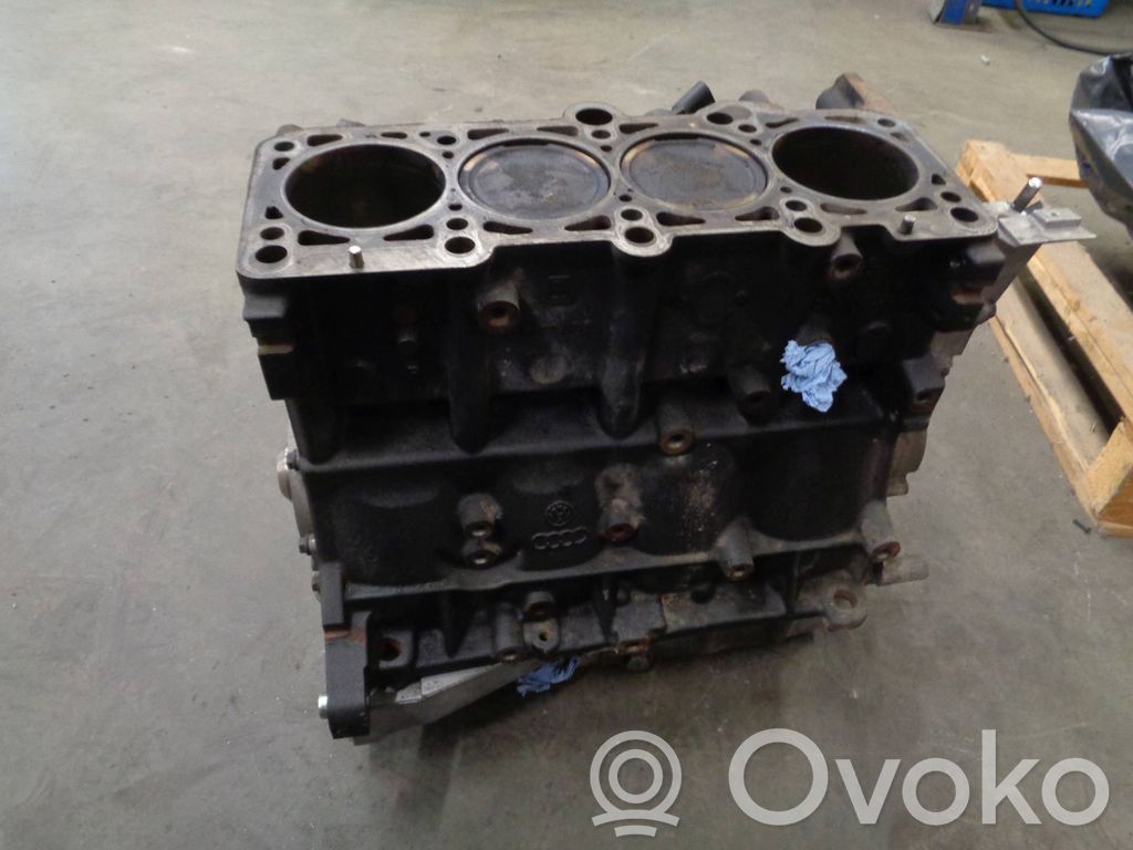 Bloque de motor   06A103101J,06A105021