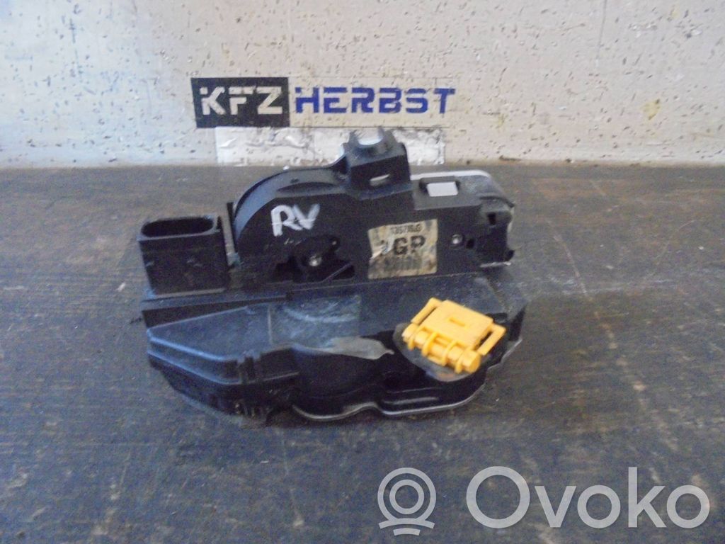 Opel Insignia A Serratura portiera anteriore 