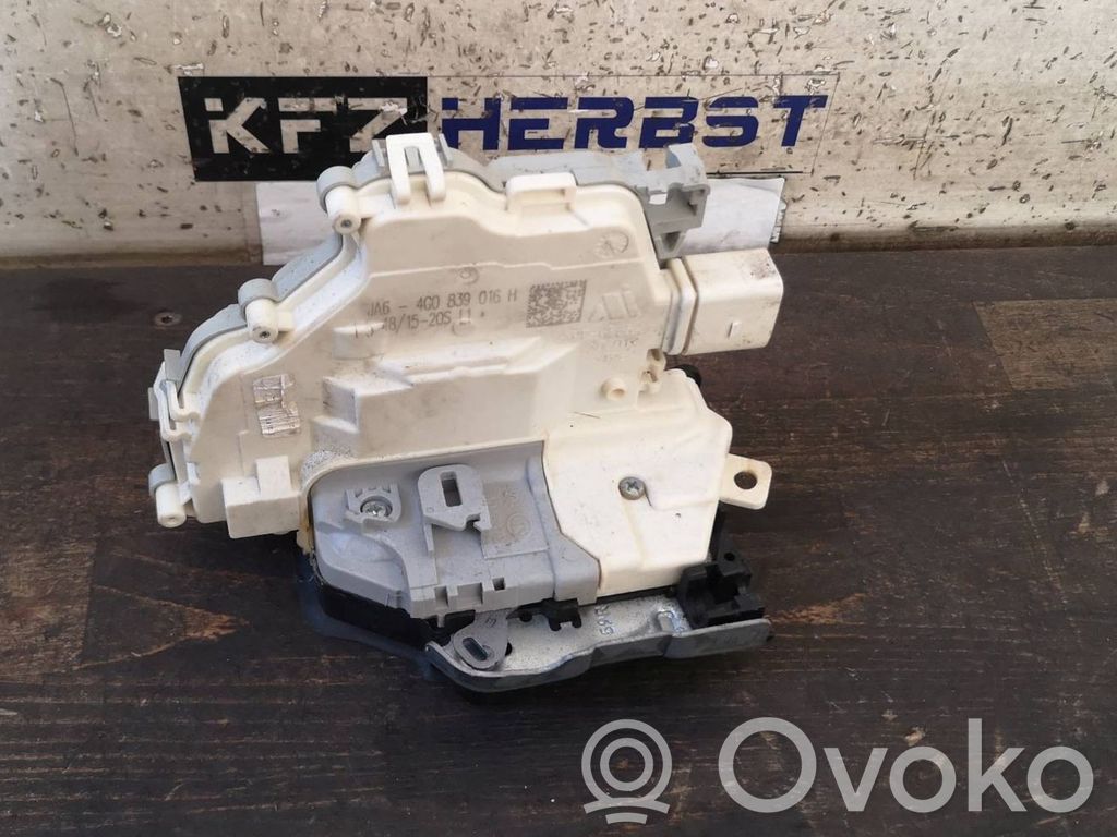 Audi A4 S4 B9 Încuietoare ușă spate 