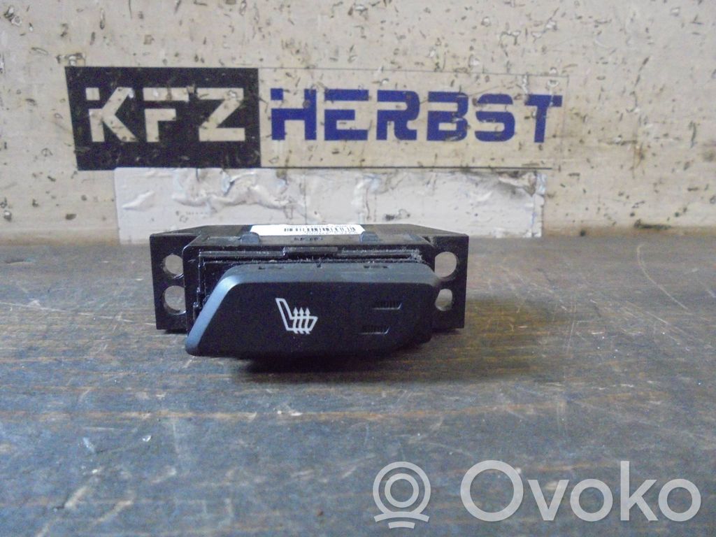 Hyundai i40 Interruttore riscaldamento sedile 