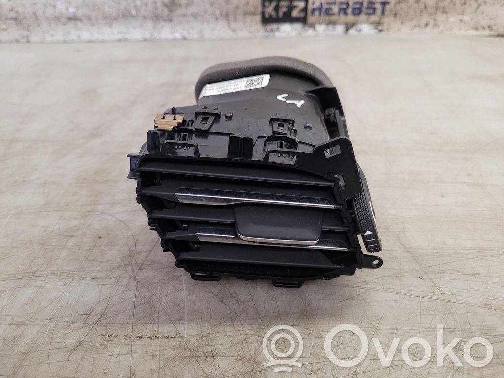 Ford Focus Dysze / Kratki środkowego nawiewu deski rozdzielczej 
