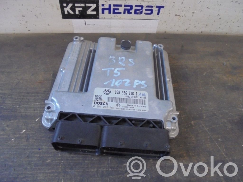 Volkswagen Transporter - Caravelle T5 Unitate/modul de control motor 