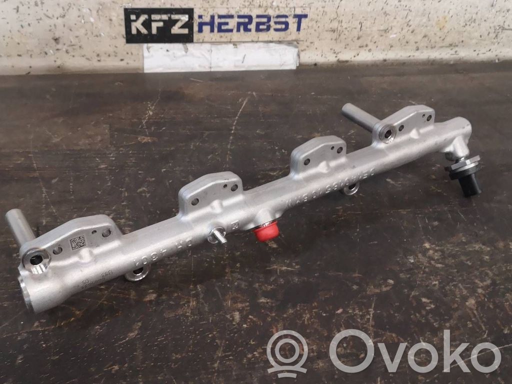 BMW 3 G20 G21 Rampă alimentare injectoare 