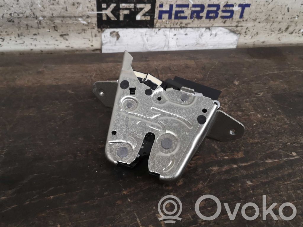 Mercedes-Benz C W205 Blocco/chiusura/serratura del portellone posteriore/bagagliaio 