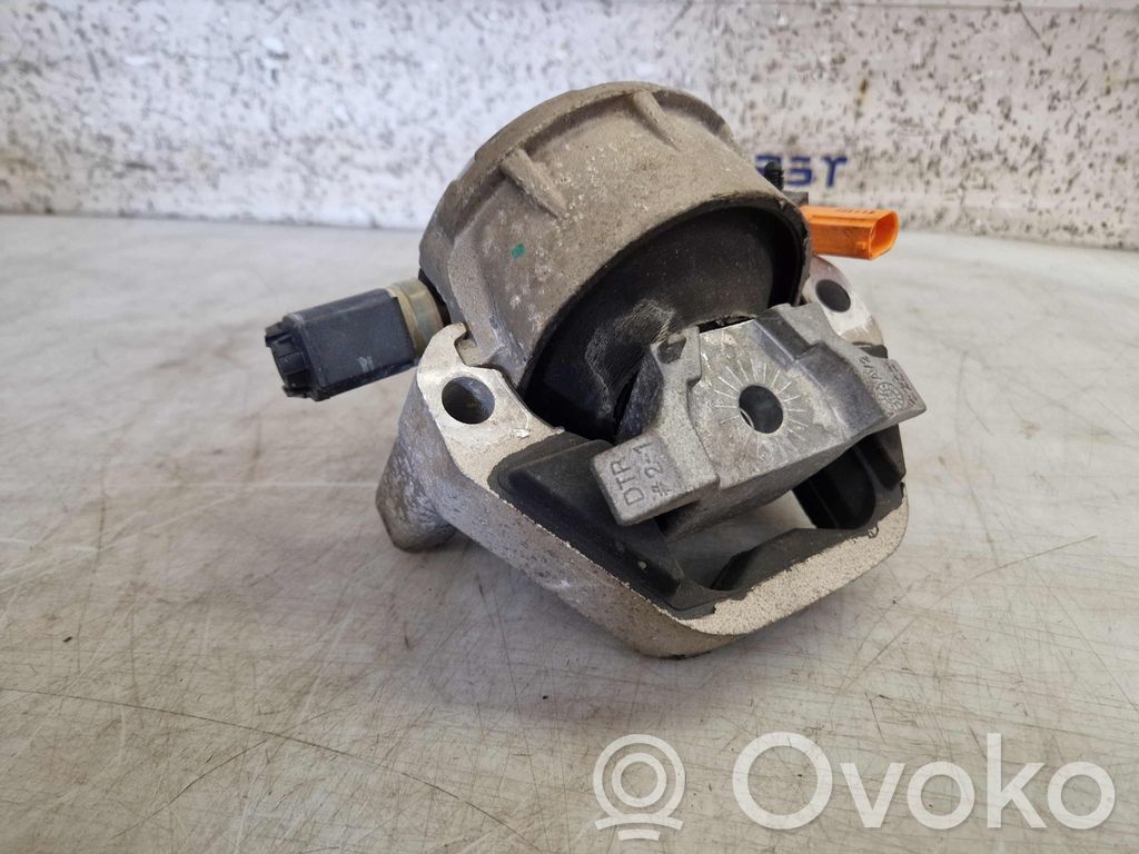 Audi A6 S6 C7 4G Engine mount bracket 
