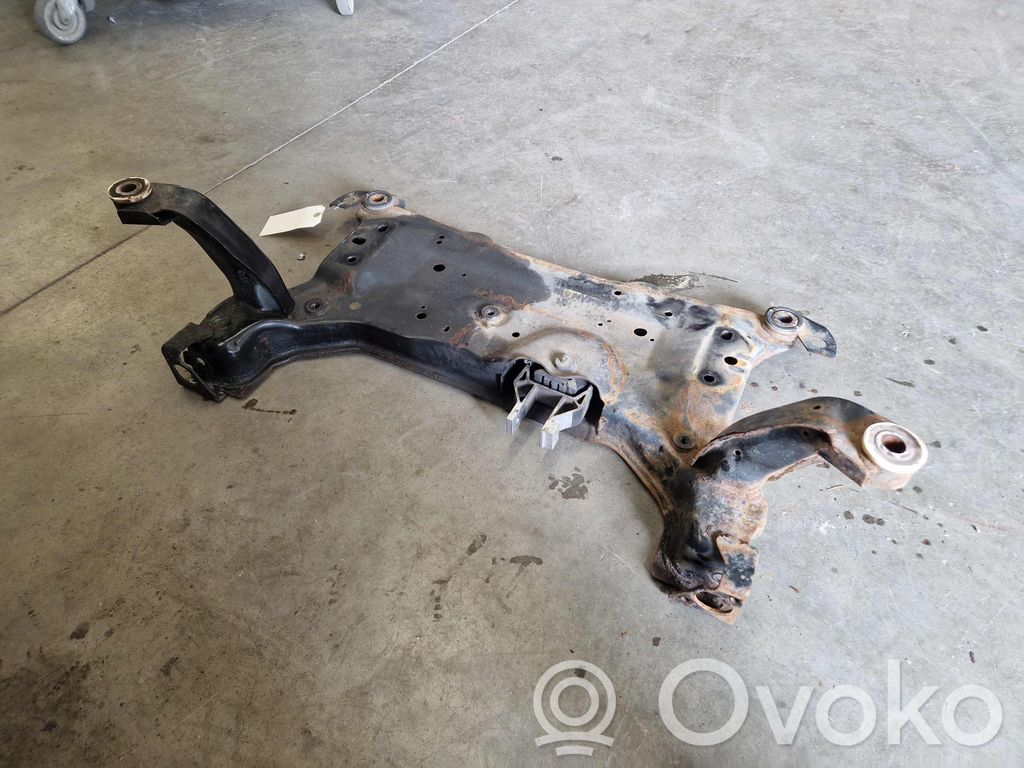 Ford Grand C-MAX Etuapurunko 