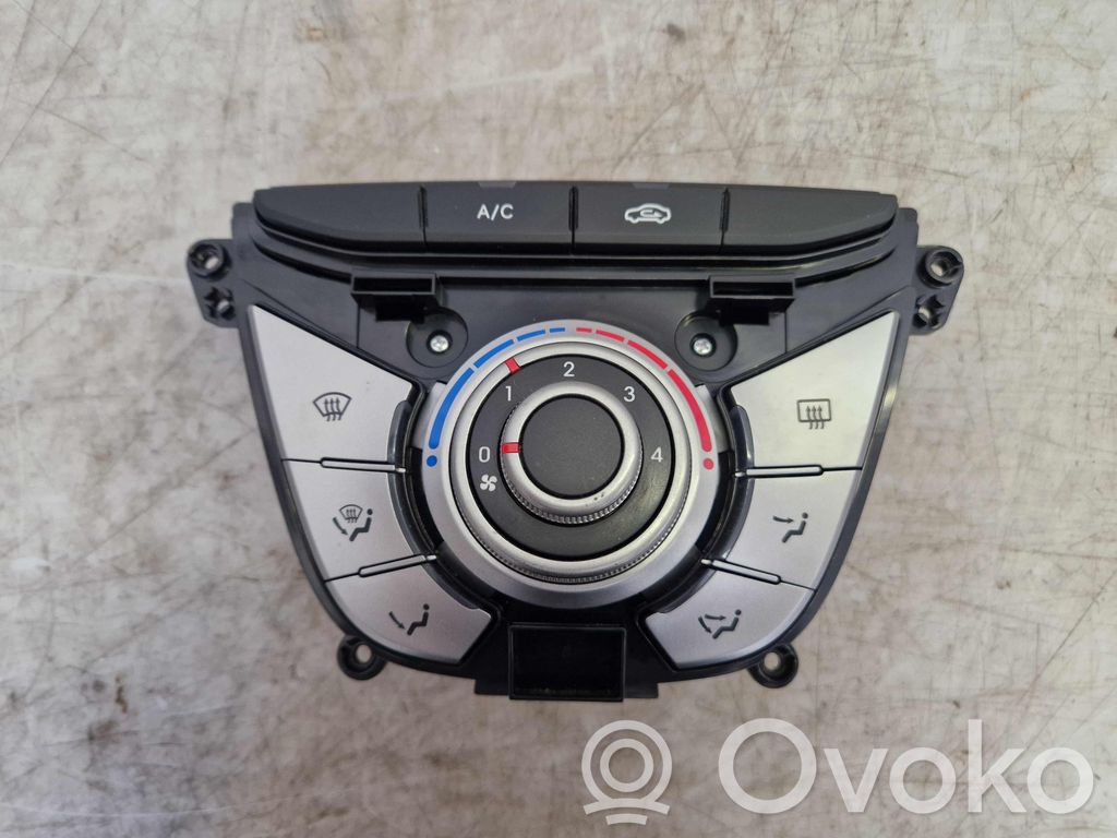 Hyundai ix20 Interruptor de control del ventilador interior 