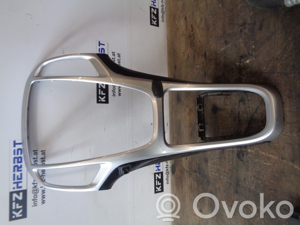 Opel Astra J Altra parte esteriore 
