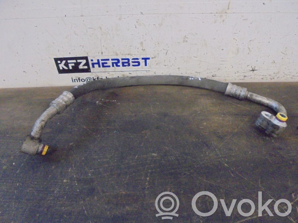 Ilmastointilaitteen putki (A/C)   1K0820721G,1K0820721G