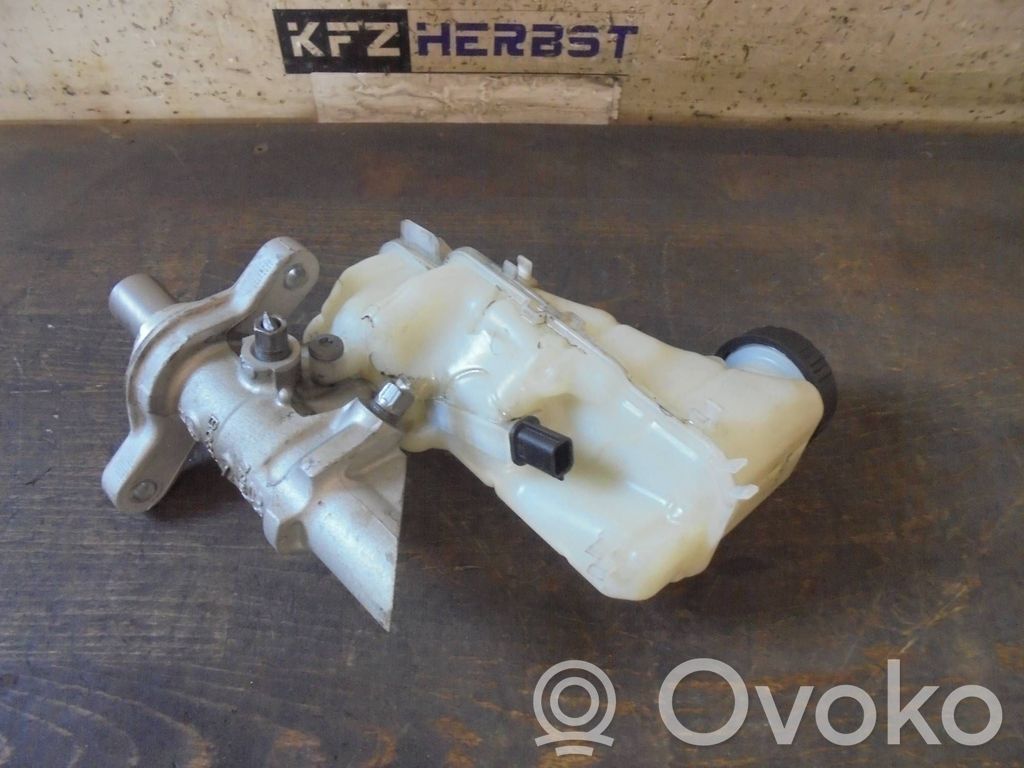 Renault Megane IV Główny cylinder hamulca 