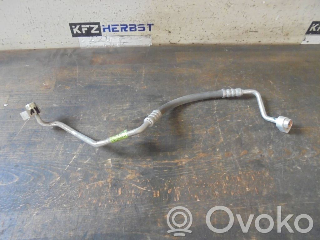 Ilmastointilaitteen putki (A/C)   C1B119A704AC,C1B119A704AC