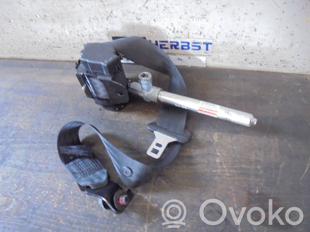 Volvo V70 Cinturón trasero 