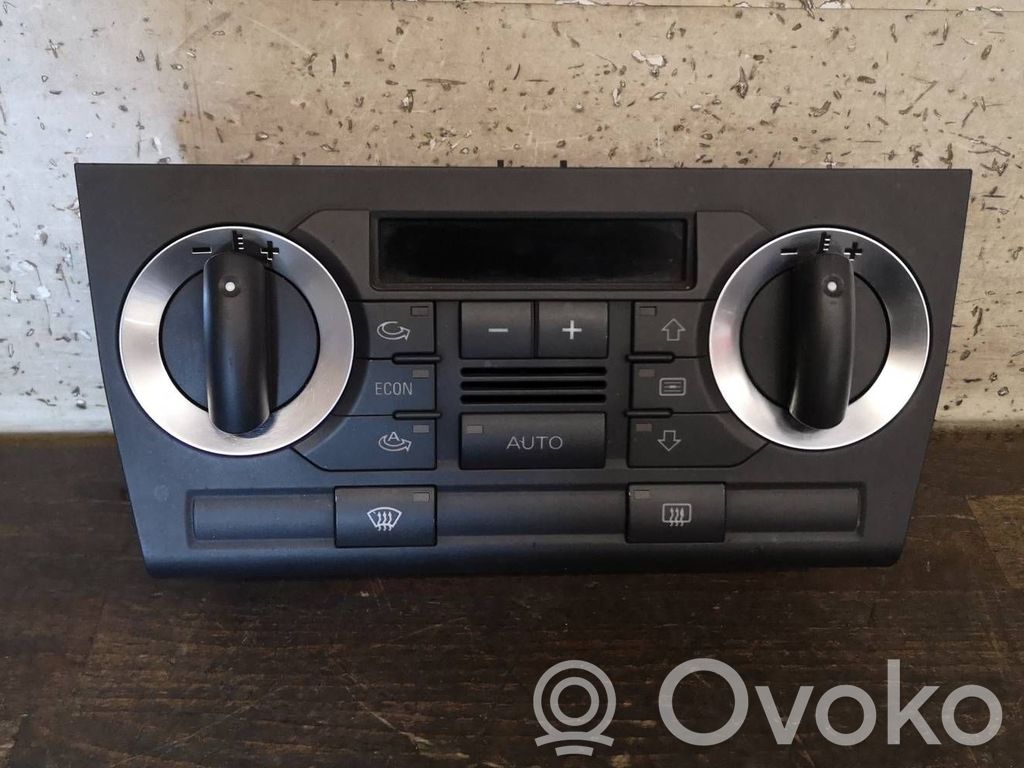 Audi A3 S3 8P Panel klimatyzacji 