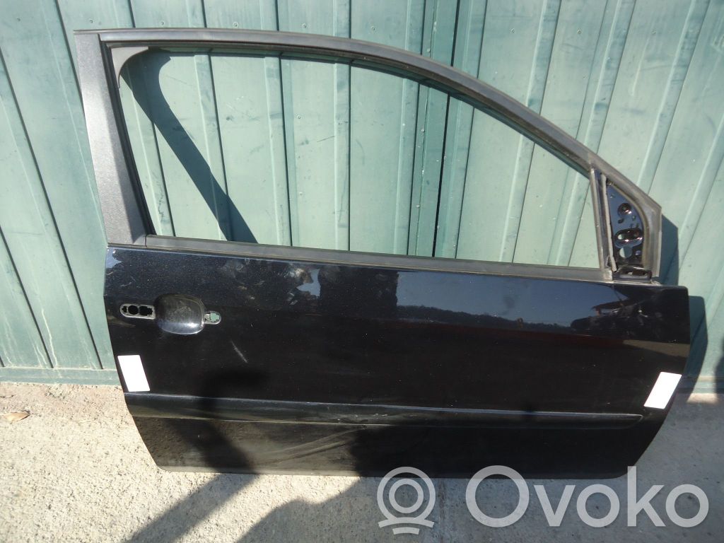 Ford Fiesta Puerta delantera 