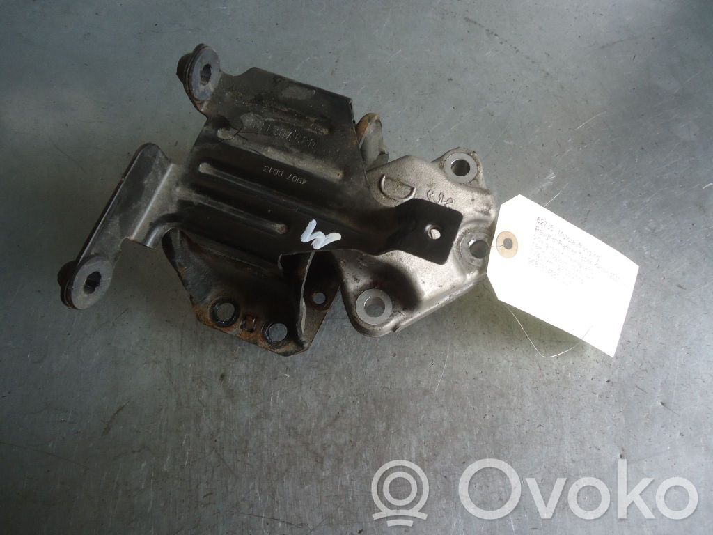 Peugeot Partner Engine mount bracket 